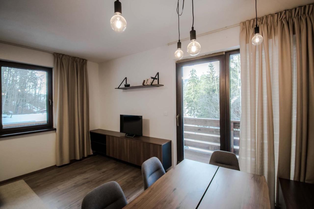 Apartman Lucnica บิสตรา ภายนอก รูปภาพ