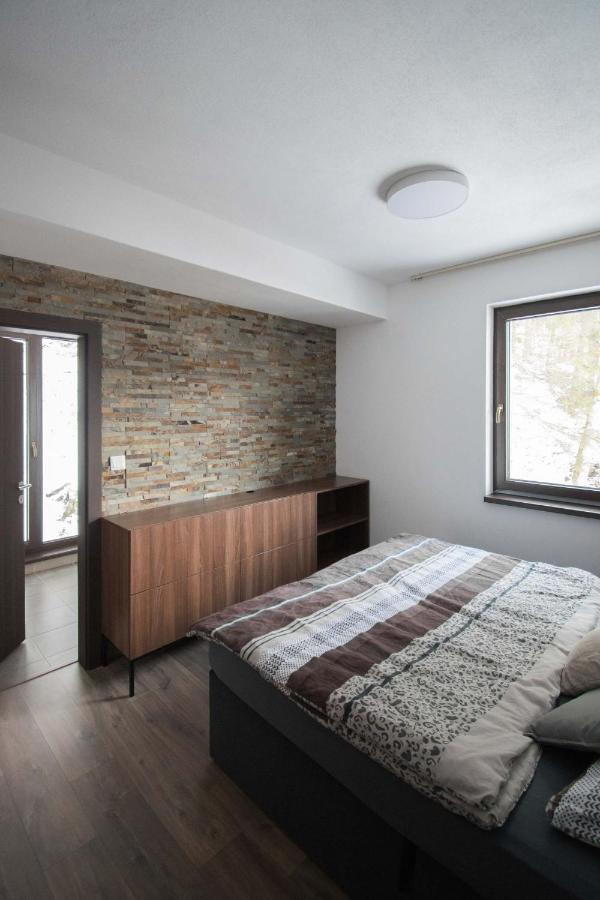 Apartman Lucnica บิสตรา ภายนอก รูปภาพ