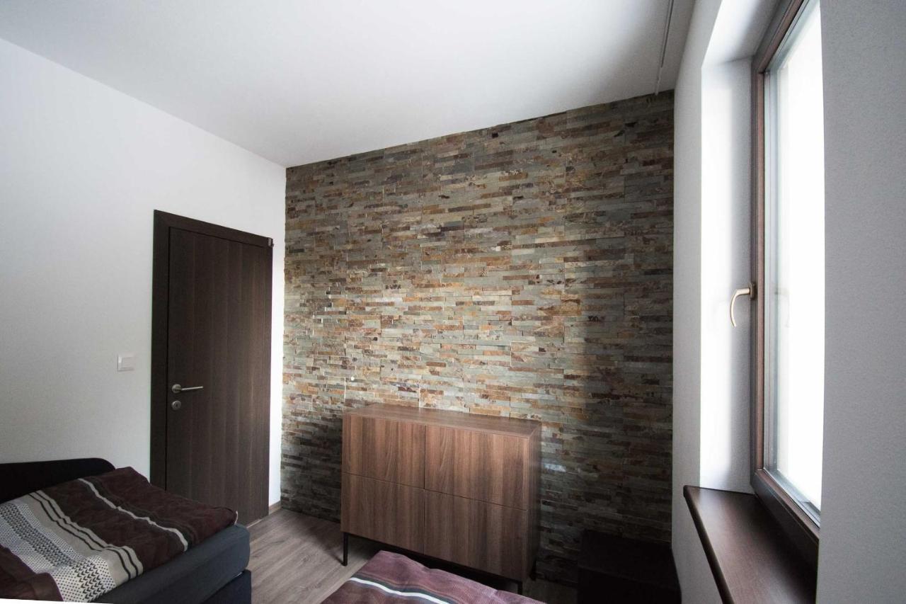 Apartman Lucnica บิสตรา ภายนอก รูปภาพ